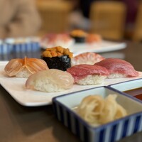 銀座寿司幸本店 丸ビル店 - 握り　季節限定　９貫　８５００円