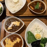 スープカレー屋 鴻 神田駿河台店 - 