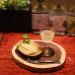 BAROSSA cocktailier - ② 洋梨とジンのガストロバックカクテル