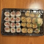 魚がし寿司 - 巻物　ねぎとろ巻440円×2本･穴きゅう巻440円×2本