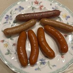 サンライズ - 上から、牛たん、辛い、赤ウインナー