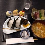 お食事処 多七 - おにぎり、豚汁、鰹の刺身