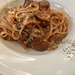 ユーハイム 本店 - 茄子のアラビアータスパゲティ
