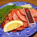 くつろぎの個室焼肉 和牛の里 - 手切り生タン