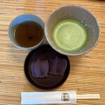 赤福 五十鈴川店 - 赤福餅盆と抹茶