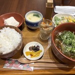 京めし処 豚汁専門店しげちゃん - 