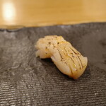 秀徳 - 炙りホタテ