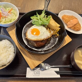 ハンバーグレストラン葦_1