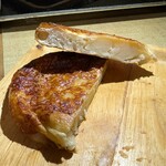 MITAKI PAIN - おやきを切った感じ。素朴でしたね〜