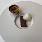 unito - チョコレートのテリーヌとパッションフルーツのブリュレ◯