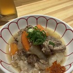 大衆酒場 たに - 牛すじ煮込み。美味し。