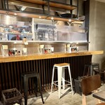 特級鶏蕎麦 龍介 プレイアトレ土浦店 - 店内