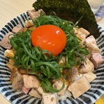入鹿TOKYO 六本木 - お肉賄いご飯（400円）