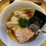 入鹿TOKYO 六本木 - ポルチーニ雲呑醤油らぁ麺（2,000円）