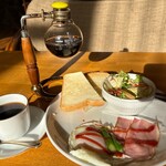 COFFEE HOUSE とむとむ - イングリッシュモーニング