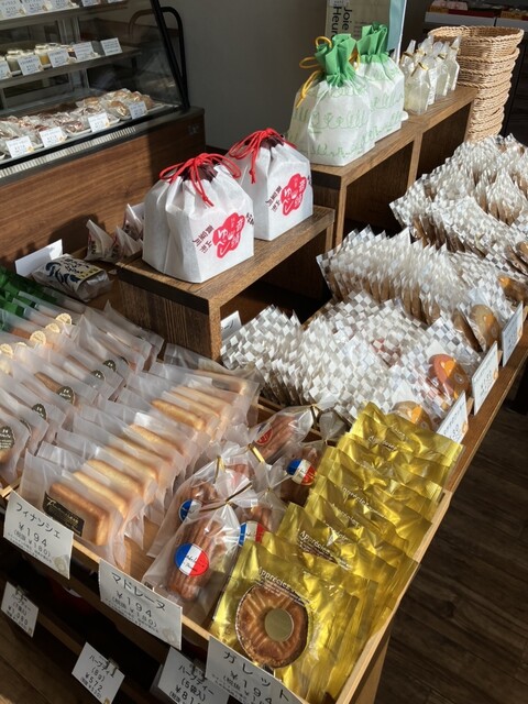 おかしの平和堂 新庄駅東口店 - 新庄（ケーキ）の写真