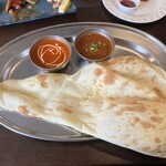 インドレストラン 15 リバーサイド店 - ナン、カレー2種(バターチキンカレー、マトンカレー)