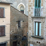 HOTEL DUOMO - バルコニーから見えてたのは御ミサ専用入口でした！