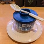 スシロー - 料理写真:本ズワイガニの茶碗蒸し