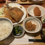 川崎市民食堂魚金-西 - 