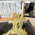 ラーメン専科 竹末食堂 - 麺は先ずはそのまま食べてみて！