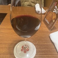 豚捨 KITTE丸の内店 - グラスワイン