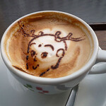 カフェチャオプレッソ - 2010年5月4日に行った「カフェチャオプレッソ＆クックハウス」西大寺駅店で 飲んだ期間限定の「せんとくん カプチーノ」