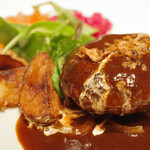 YEBISU BAR - ビーフハンバーグランチ