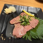 규슈요리 하카타 쿠로야 유우라쿠쵸점 - 鶏レバ刺し