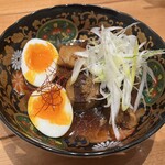 규슈요리 하카타 쿠로야 유우라쿠쵸점 - 黒豚のトロトロ角煮