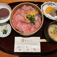 すき焼きと牛まぶし ももしき - 