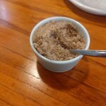 ユナイテッド ヌードル アメノオト - 卓上の藻塩