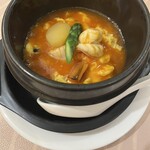 天厨菜館 - 熱々の海老。