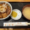 ぶた丼のとん田