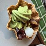 Crossroads Kitchen - 