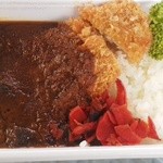 第一ゴールドハウス目黒 - カツカレー