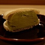 鮨 やすみつ - 抹茶最中アイス