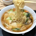 イセタンダイニング - 似合わないお店でのリフト