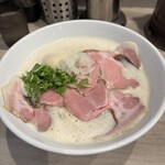 麺〜seeness〜なかの - 特製TORIパイタンらーめん(醤油)