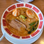 バーミヤン - 料理写真:紅白団子の麻辣湯、チャーシュートッピング