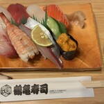 鶴亀寿司 - 中にぎり 1870円