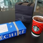 スターバックスコーヒー - ドリンク写真:アイスティーと戦利品
