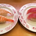 スシロー - 料理写真:えび(120円) 厳選まぐろ赤身(120円)