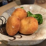 離亭 三ぶん - 熱々のカニクリームコロッケ