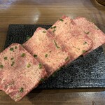 本格焼肉一門 - 