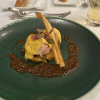 LAZOR GARDEN DINING - 