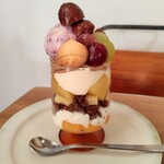 ハナツムリ - 横からの図