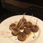 Asahikawa Español BAR BODEGA - タパス　マッシュルーム肉詰め