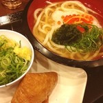 丸亀製麺 - いくらうどん、いなり