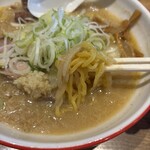 大島 - ちぢれ卵麺